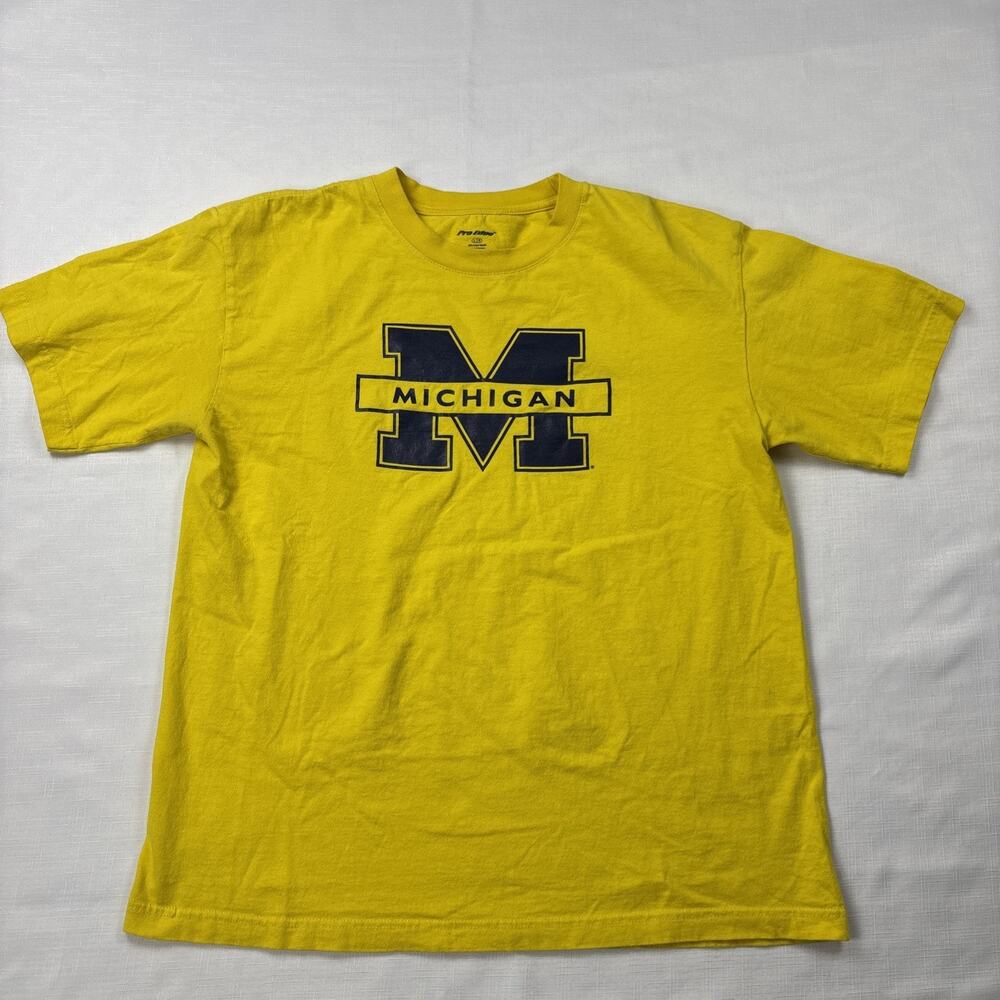 Pro Edge Michigan Wolverines Mens Medium Short Sleeve Yellow Athletic T Shirt